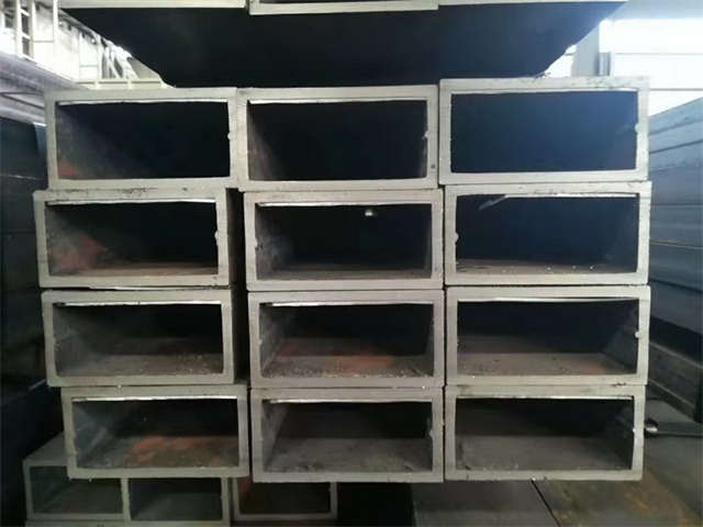 康巴什Q235冷拔方管材质特点 适用工程场景分析